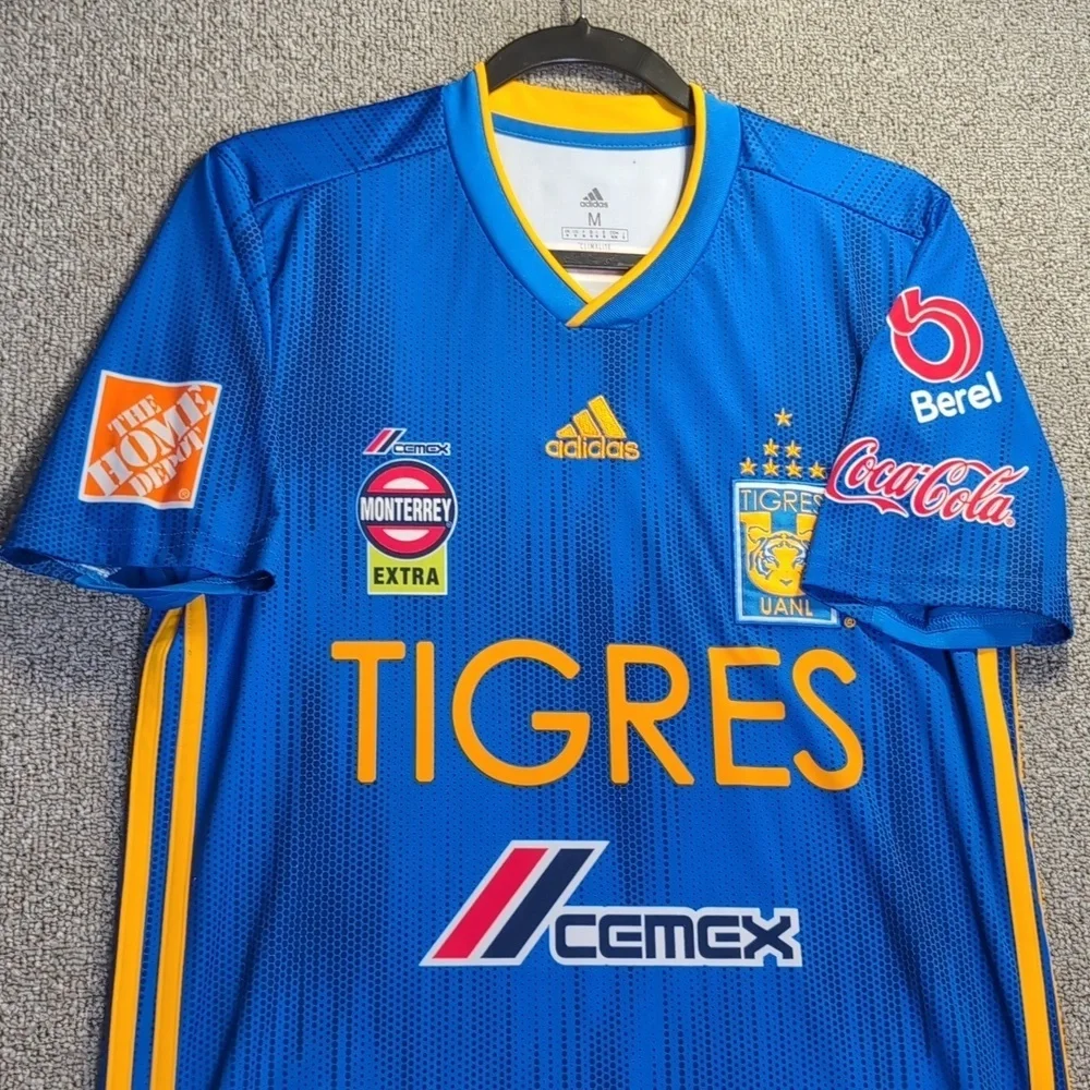 Adidas Tigres UANL 2019/20 Away Shirt Size Medium in Blue/Gold